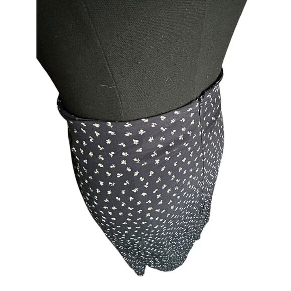 Brandy Melville Floral Midi Skirt One Size (Size Small) - Picture 6 of 7